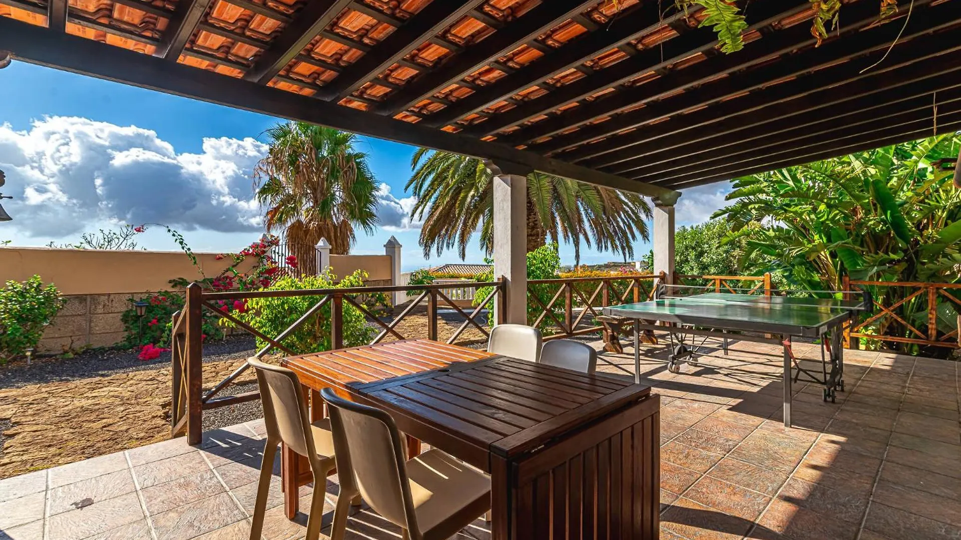 Villa Aurora With Heated Pool La Cisnera