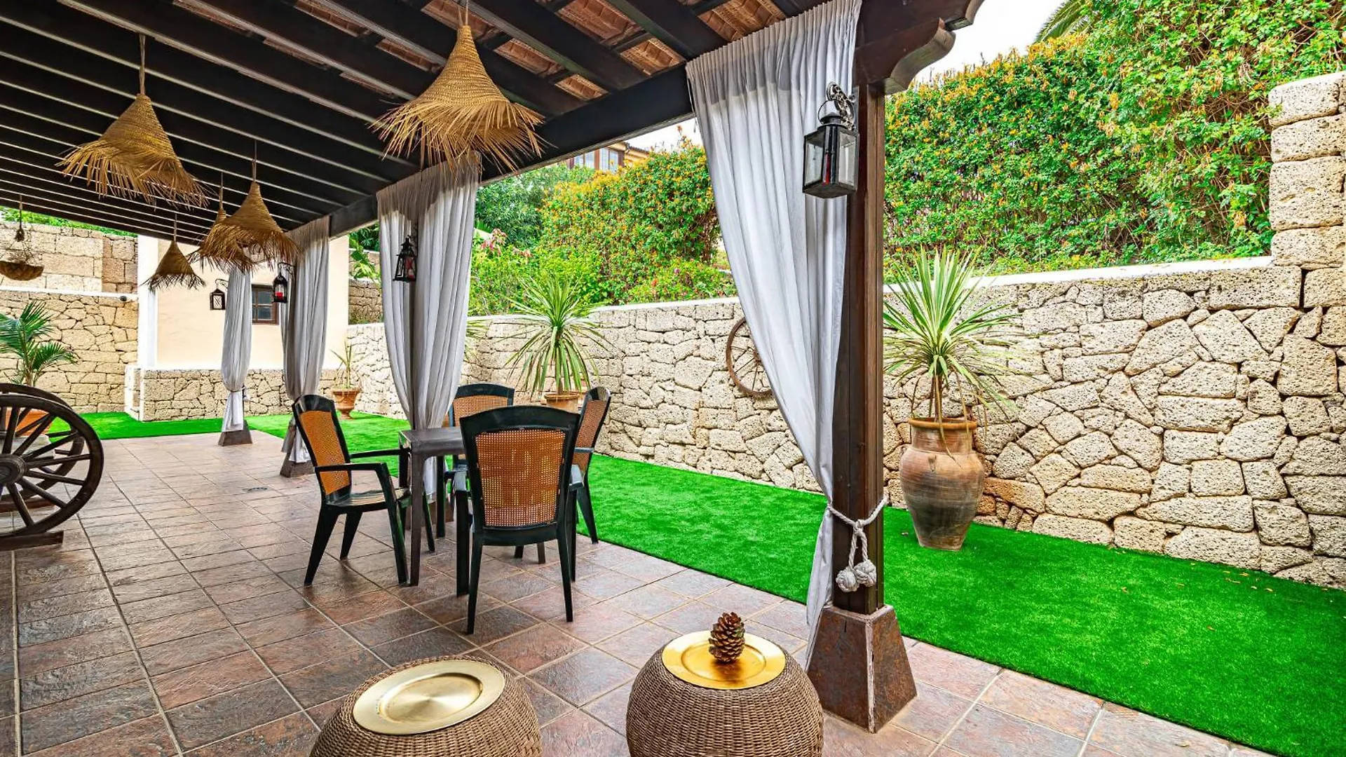 Villa Aurora With Heated Pool La Cisnera